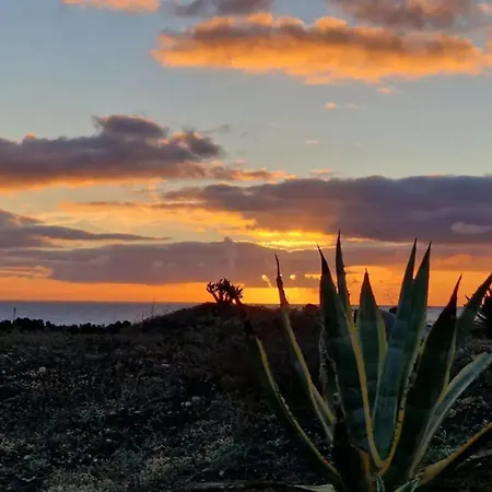Casa Leonida Ocean Volcano House Holiday home Teguise (Lanzarote)