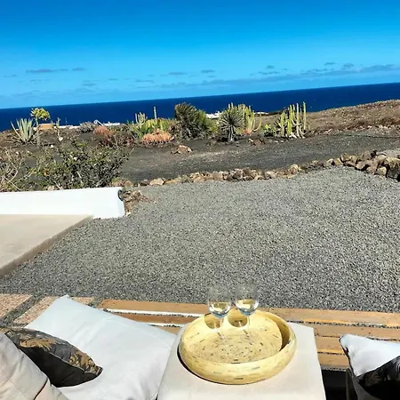 Casa Leonida Ocean Volcano House Holiday home Teguise (Lanzarote)