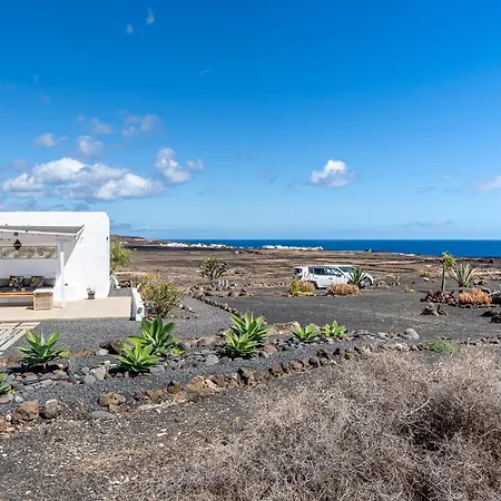 Casa Leonida Ocean Volcano House Nyaraló