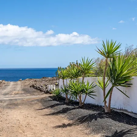 Holiday home Casa Leonida Ocean Volcano House
