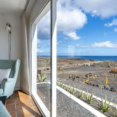 Casa Leonida Ocean Volcano House Nyaraló