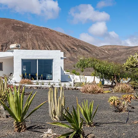 Casa Leonida Ocean Volcano House * Teguise (Lanzarote)