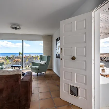 Casa Leonida Ocean Volcano House بيت للعطل
