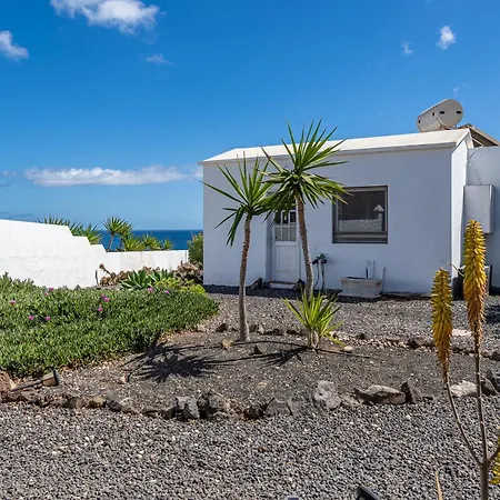 Casa Leonida Ocean Volcano House بيت للعطل تيغيسي